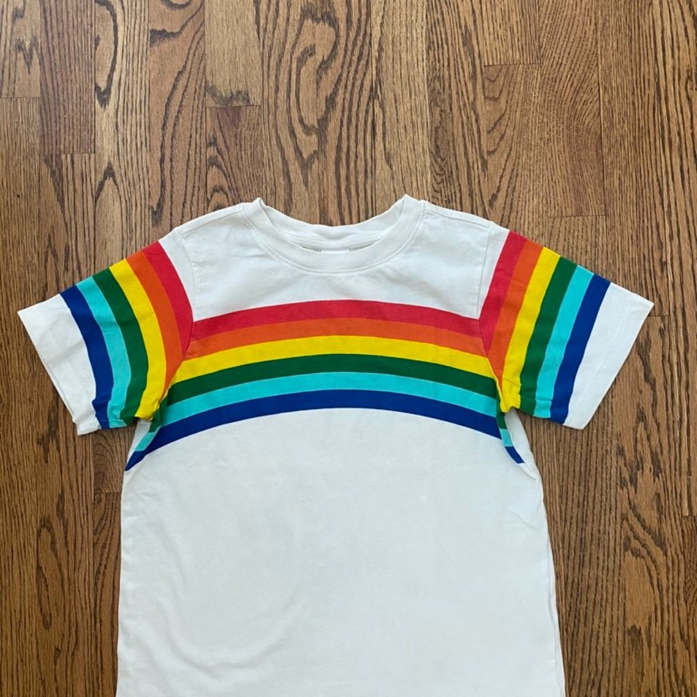 Hanna Andersson girl's rainbow t-shirt size 140 US 10